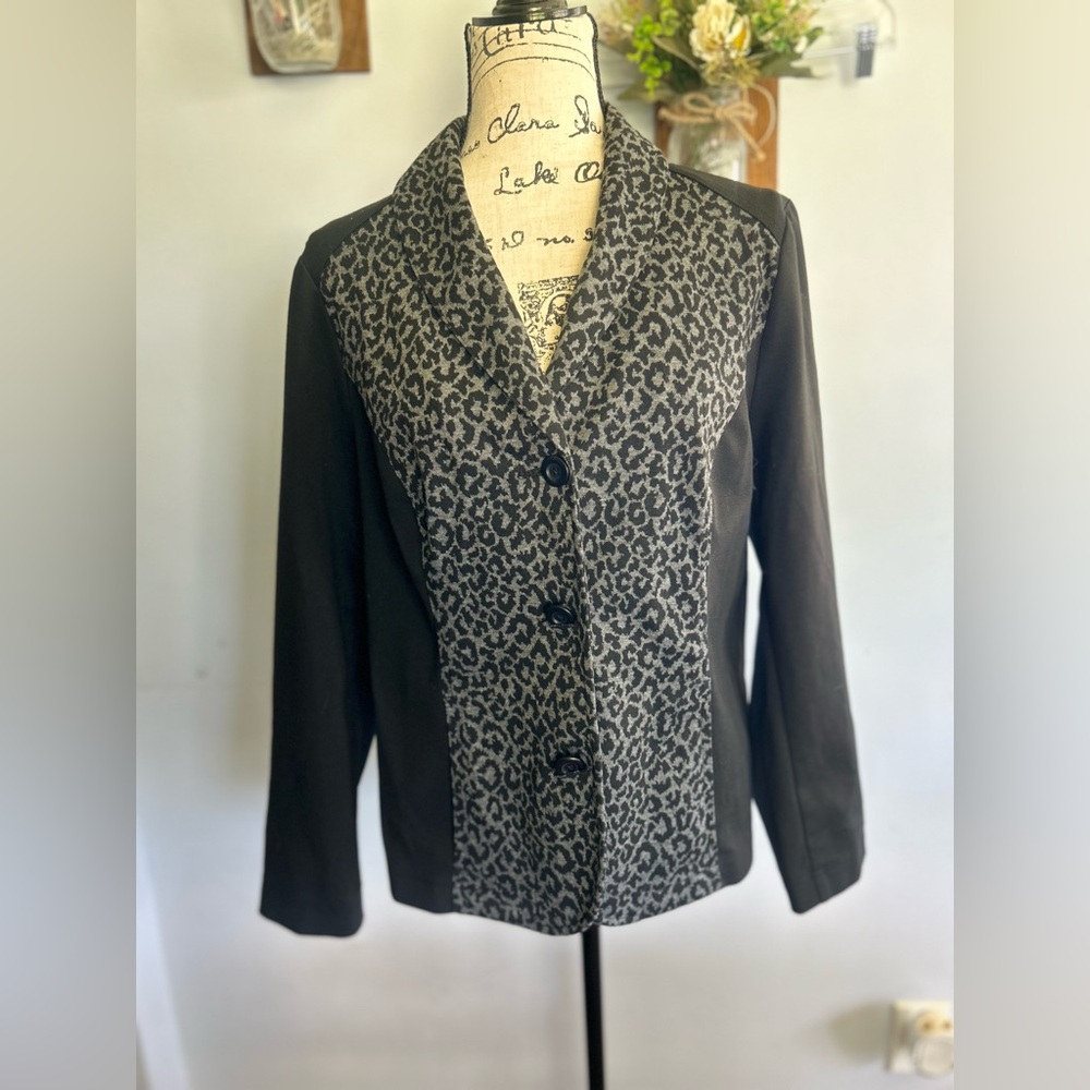 Chicos blazer animal‎ print spandex career professional office preppy business